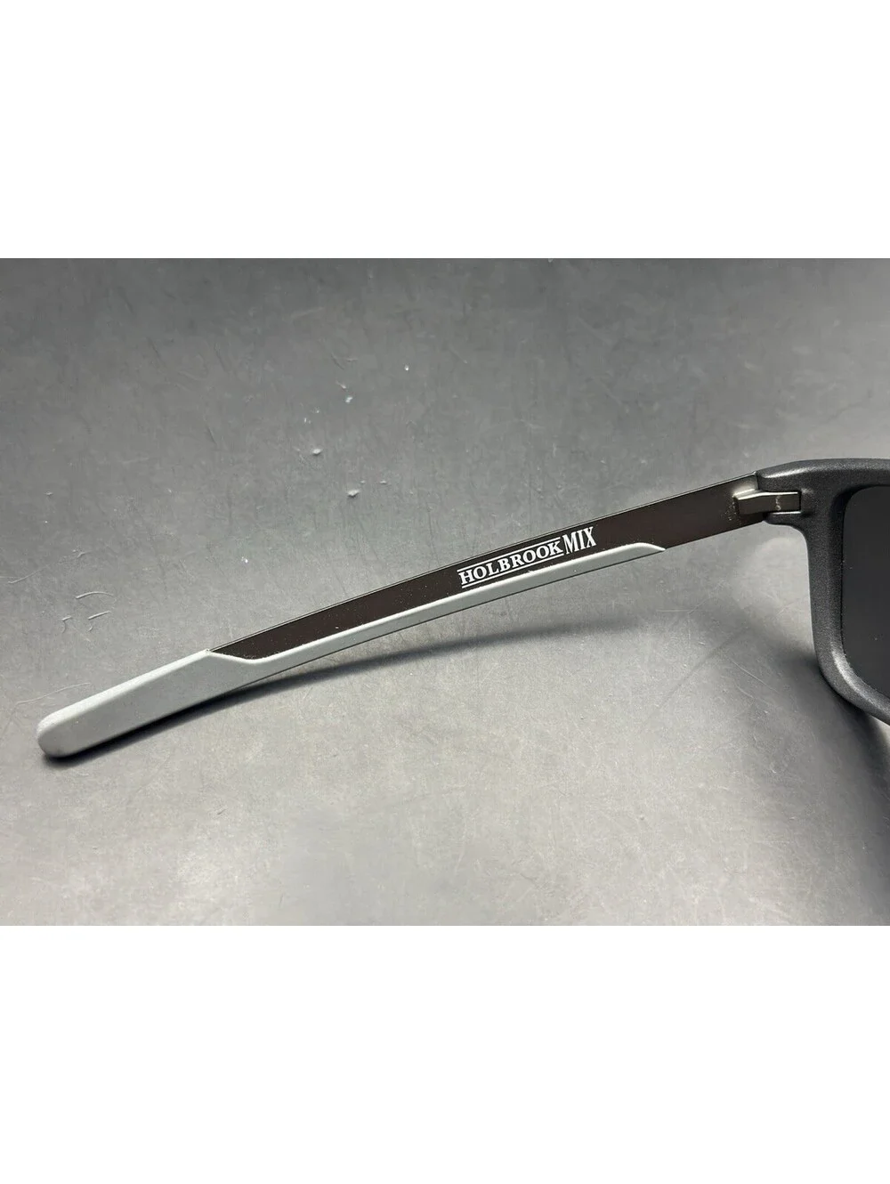 Oakley Holbrook Mix Metal Steel/Prizm Daily Polarized Lenses